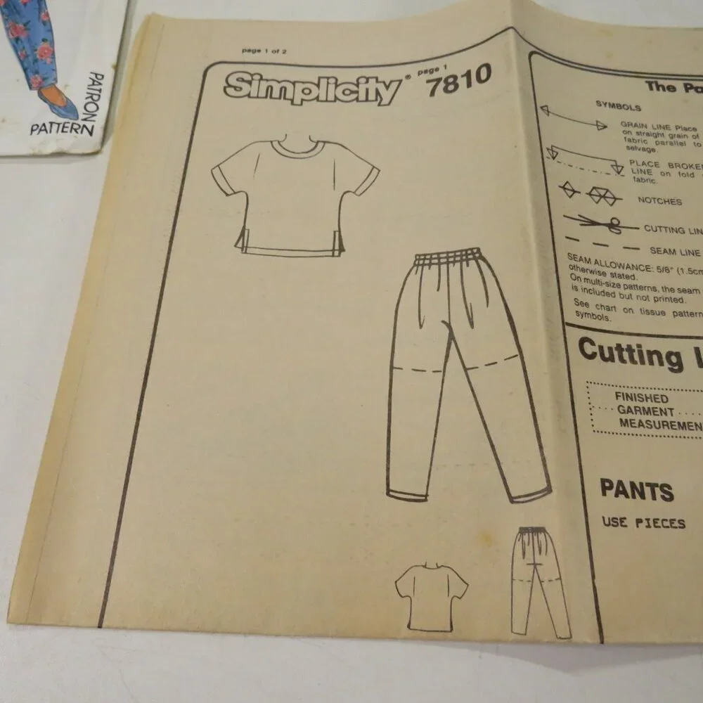 Simplicity 7810 clothing